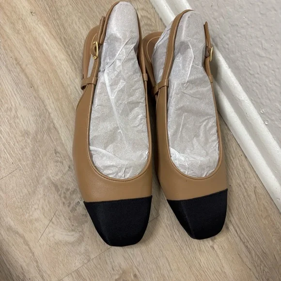 NWT Vionic Petaluma Camel Tan Leather Black Cap Toe Slingback Flats Size 10 Wide - Picture 4 of 7